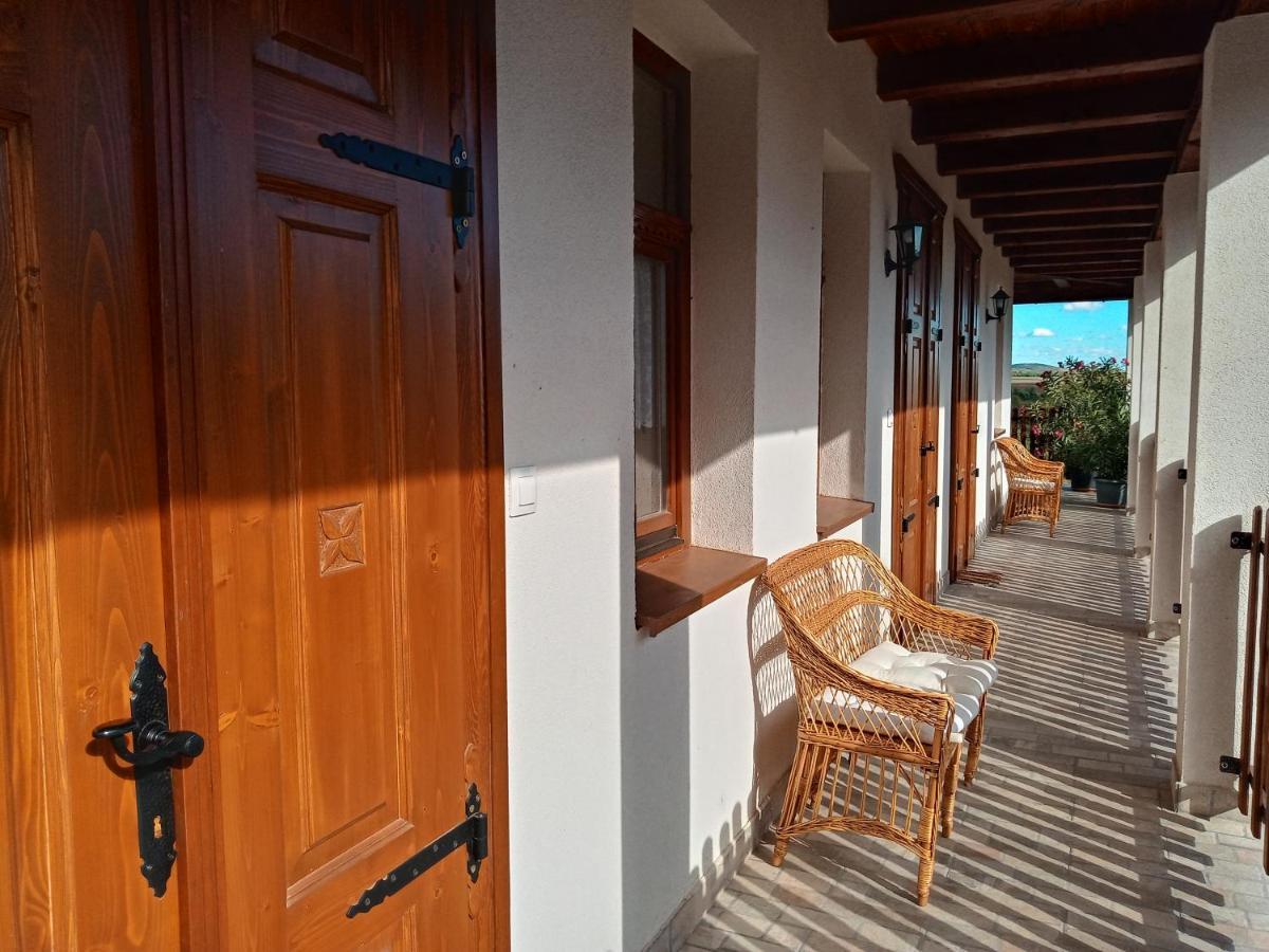 Tokaj Hill Panorama Guesthouse Szerencs Buitenkant foto