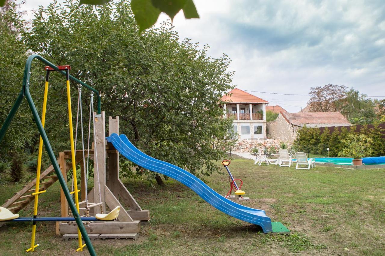 Tokaj Hill Panorama Guesthouse Szerencs Buitenkant foto